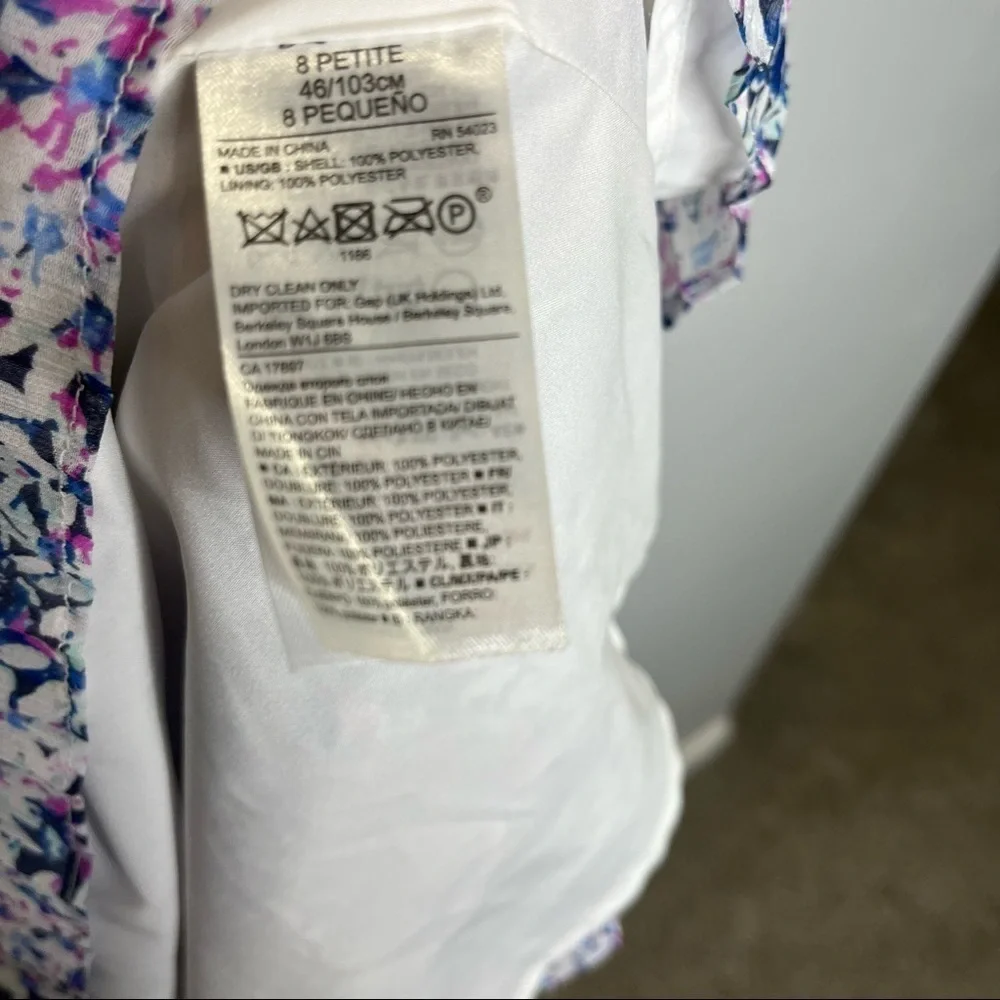 🦋🌙 BANANA REPUBLIC | Purple and White Floral V-Neck Dress - Picture 7 of 9